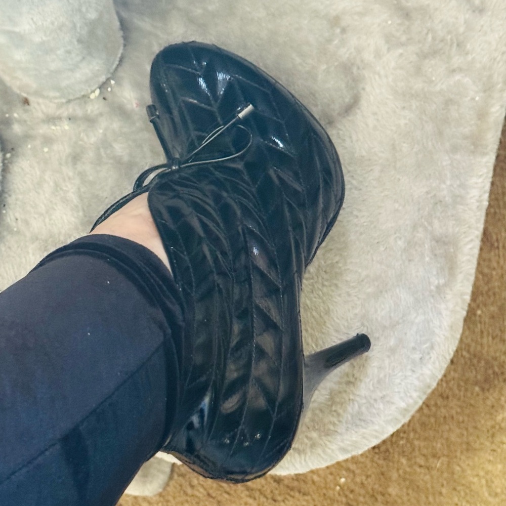 Black Patent Leather Quilted Women's Ankle Boots
